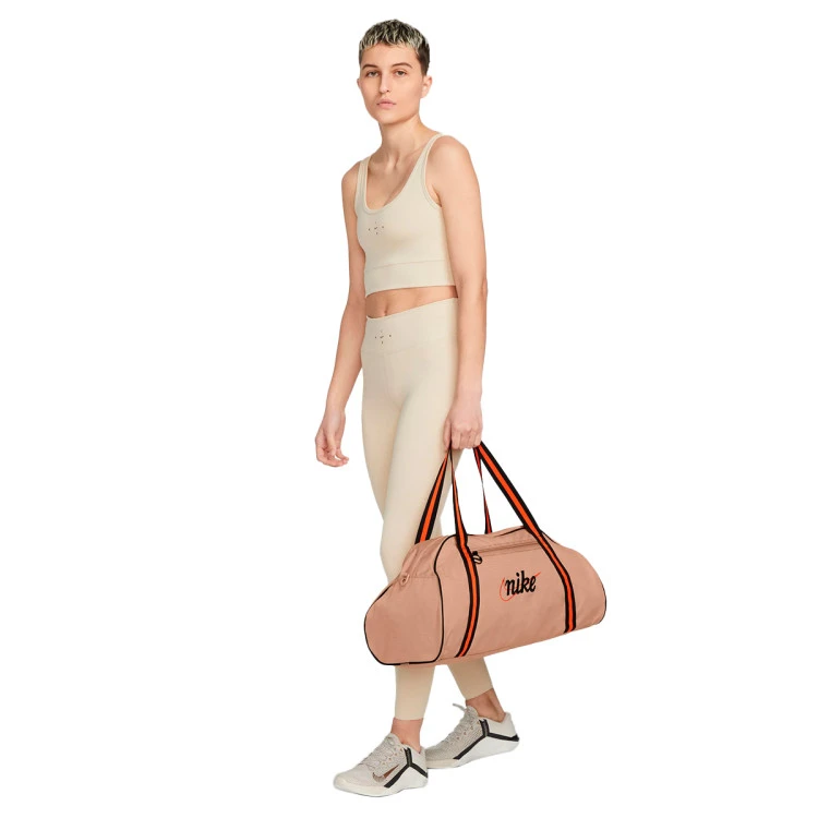 Bolsa Nike Gym Club - Retro Mujer (24 L) - Imagen 6