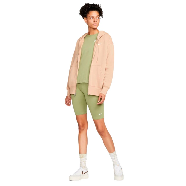 Malla Nike Corta Sportswear Essential Biker Mujer - Imagen 4